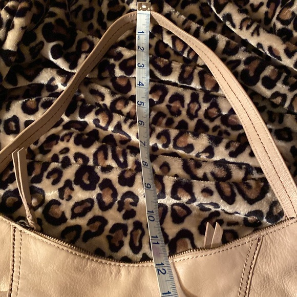 The Sak purse. - Picture 8 of 8